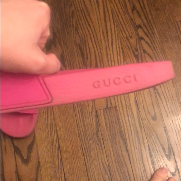 Men’s gucci slides - Picture 2 of 6